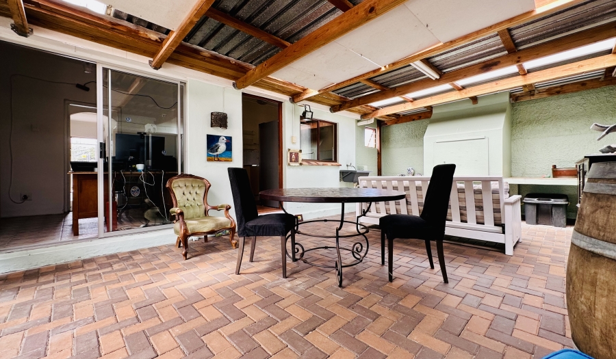 3 Bedroom Property for Sale in Westcliff Western Cape